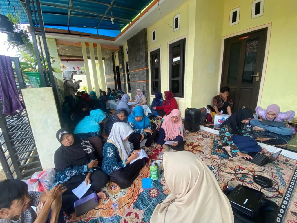 Sesi Edukasi kepada ibu-ibu PKK Pokja 1 Kelurahan Kalipuro