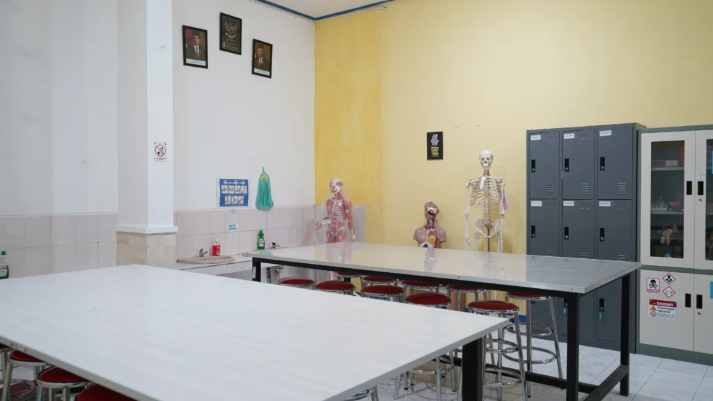 Lab Epidemiologi & Biomedik